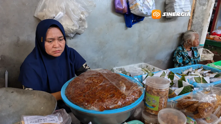Harga Bahan Pokok Melonjak, Sambal Kacang Ikut “Pedas” Pedagang Kecil Tertekan