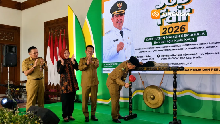 Ribuan Pencari Kerja Serbu Job Fair Madiun 2026, Pemkab Targetkan Pengangguran Turun 1 Persen