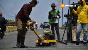 Harga Aspal Melonjak, Proyek Perbaikan Jalan di Kota Madiun Terpaksa Tertunda
