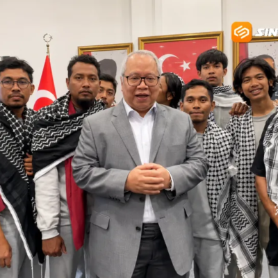 Keluarga Aktivis Ponorogo Lega Herman Budianto Dibebaskan Israel
