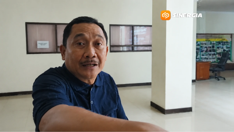 KPK Geledah Dinkes Ponorogo Selama 7 Jam lebih, Tiga Koper Dokumen Diamankan