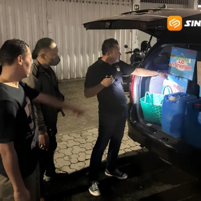 Polisi Sita 96 Botol Arak Jowo Ilegal di Kota Madiun, Pemilik Diamankan