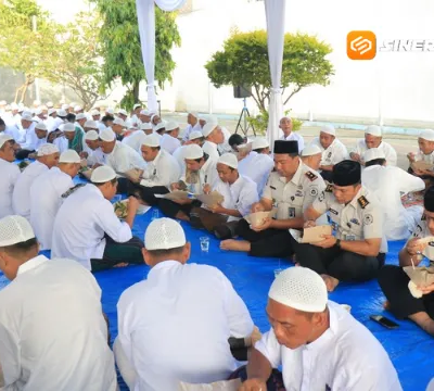 Lapas Pemuda Madiun Menjalin Kebersamaan dengan Warga Binaan Makan Pecel Bareng