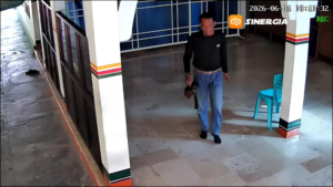 Viral ! Maling Gasak Tas Ojol di Kota Madiun Saat Istirahat di Masjid Thoriqul Jannah