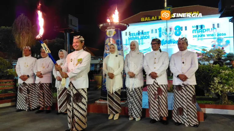 Kirab Panji Persatuan Awali Hari Jadi ke-108 Kota Madiun, Obor Perjuangan Menyala hingga Sebulan