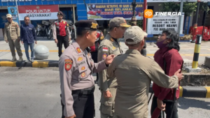 Polres Ngawi Tertibkan Pengemis Jalanan dan Manusia Silver, Delapan Orang Diamankan