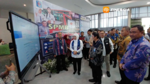 Gubernur Khofifah Pantau SPMB di Kota Madiun, 618 Ribu Lulusan Berebut 244 Ribu Kursi Sekolah Negeri