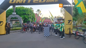 Semarak Fun Bike Hari Jadi ke-458 Kabupaten Madiun, Gowes Sambil Aksi Bersih Lingkungan