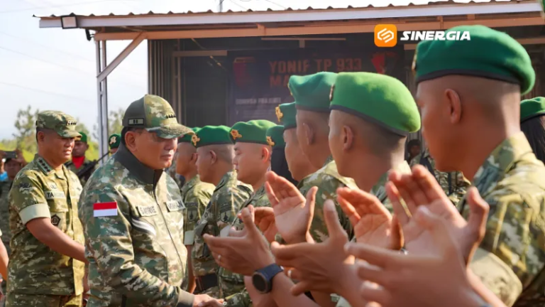 Menhan Sjafrie Kunjungi Yonif TP 933/Macan Wilis, Tekankan Pencegahan Pelanggaran Prajurit