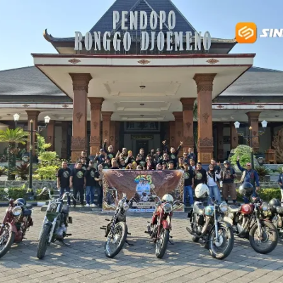 ‘Klinong-Klinong’ Keliling Caruban Meriahkan Hari Jadi ke-458 Kabupaten Madiun, Kenalkan Ikon Kampung Pesilat