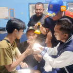 Siswa SMK di Ponorogo Minta Bantuan Damkar Lepaskan Borgol yang Terkunci di Tangan