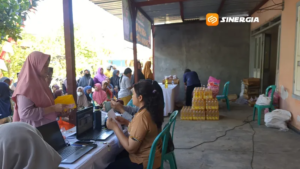 Harga Sembako Naik, Warga Kabupaten Madiun Rela Antre Demi Paket Murah Bersubsidi