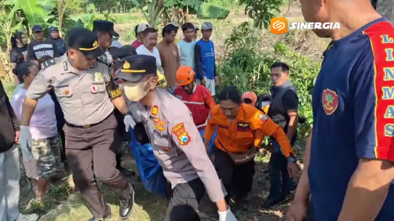 Warga Ngawi Temukan Jasad Pria Mengambang di Sungai, Ternyata Tetangga Yang Hilang