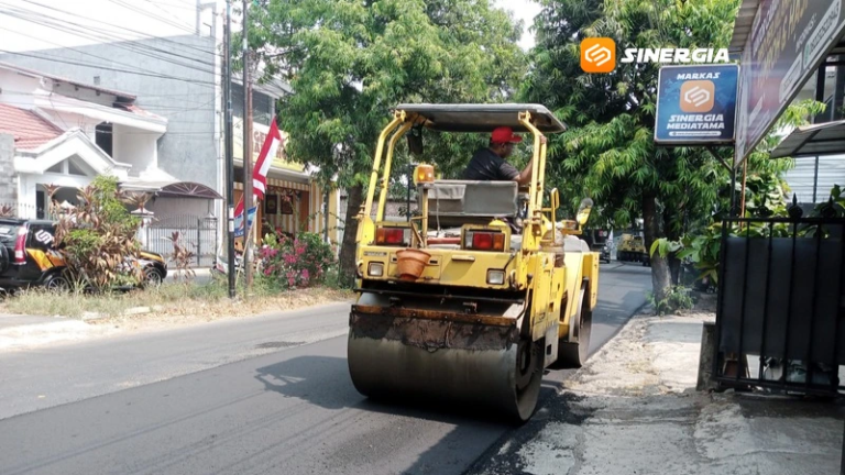 Proyek Pemeliharaan Jalan di Kota Madiun Dikebut, Seluruh Paket Pekerjaan Lampaui Target