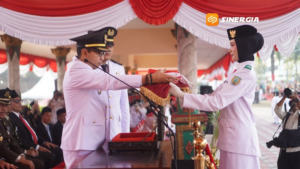 Pimpin Upacara HUT ke-81 RI, Plt Wali Kota Madiun Tekankan Empati untuk Korban Musibah di NTT
