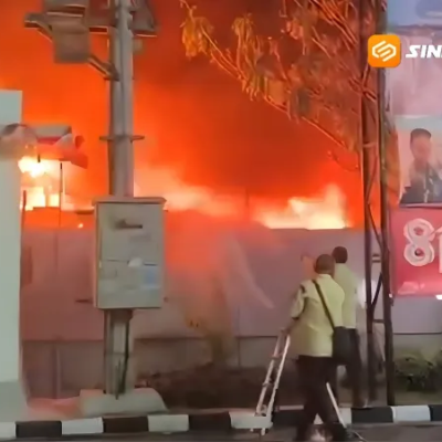 Kebakaran Warung di Samping Kantor BPJS Madiun, Api Diduga Berasal dari Tungku Dapur