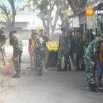 Bukan Operasi Militer, Puluhan TNI Justru Lakukan Ini di Pasar Srijaya Madiun