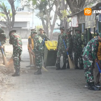 Bukan Operasi Militer, Puluhan TNI Justru Lakukan Ini di Pasar Srijaya Madiun
