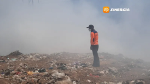 Kebakaran TPA Milangasri Masih Sisakan Titik Api, Damkar Siaga Cegah Perambatan