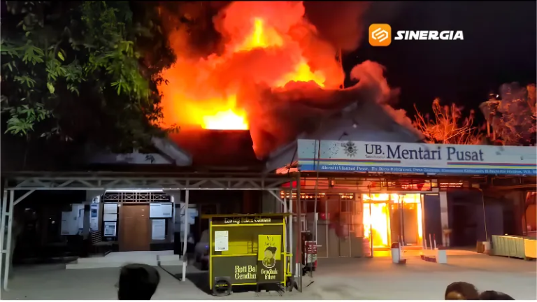 Toko Grosir Sembako di Madiun Hangus Terbakar, Kerugian Ditaksir Rp 3 Miliar
