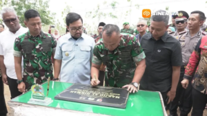 Danrem Untoro Resmikan Masjid Al Hikmah di Tengah Relokasi Korban Longsor Ngetos