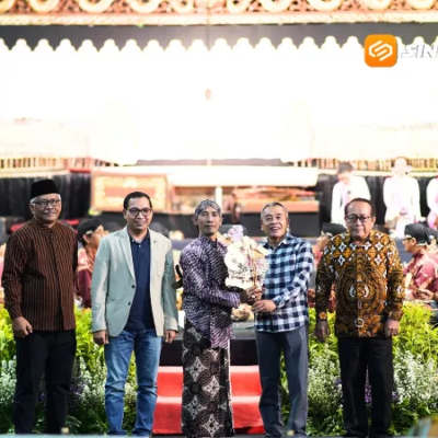 Peringati 2 Tahun Kinerja, DPRD Kota Madiun Gelar Wayang Kulit Semar Mbangun Kahyangan