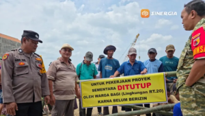 Tuntut Kompensasi, Warga Desa Bagi Madiun Tutup Akses Proyek Pabrik Sepatu