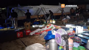 Hujan Es dan Angin Kencang Terjang Empat Kecamatan di Ngawi, Rumah Rusak hingga Tenda Pasar Malam Porak-Poranda